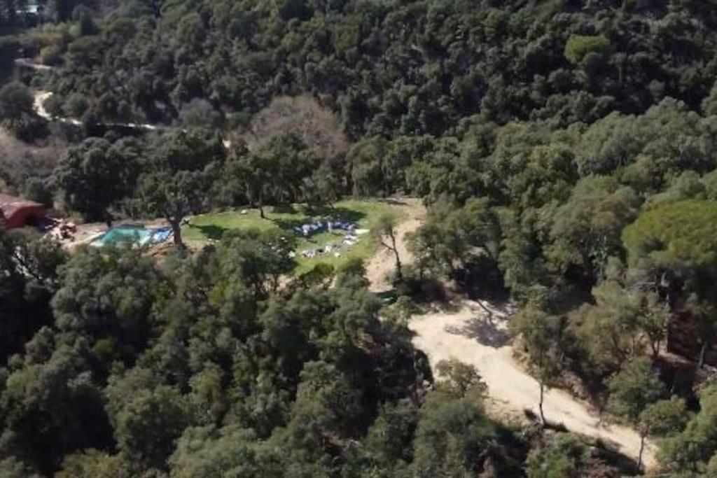 Masia Can Castellar Sant Iscle De Vallalta Eksteriør billede