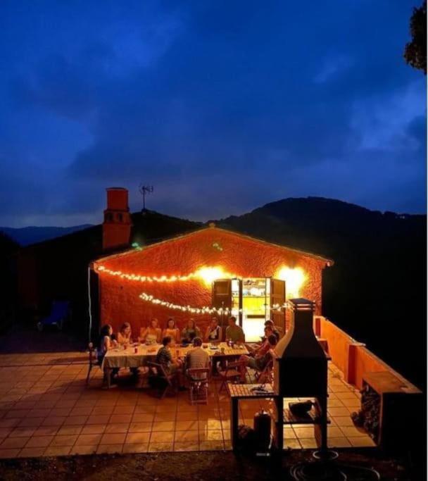Masia Can Castellar Sant Iscle De Vallalta Eksteriør billede